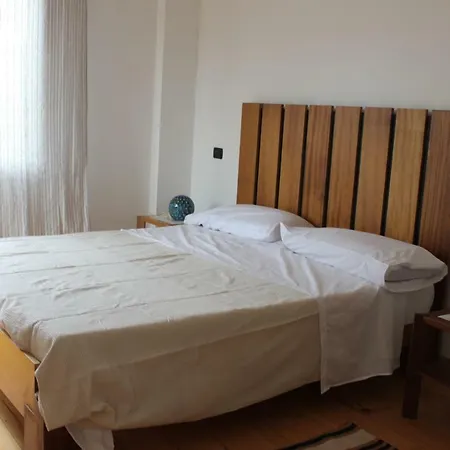 Altana Hotell